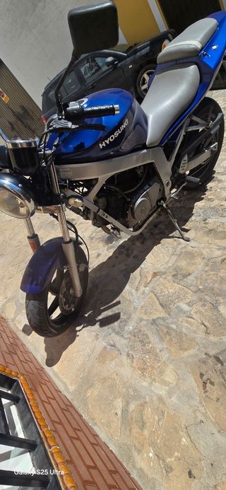 Moto Hyosung gt comet 125cc motor japonés