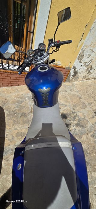 Moto Hyosung gt comet 125cc motor japonés