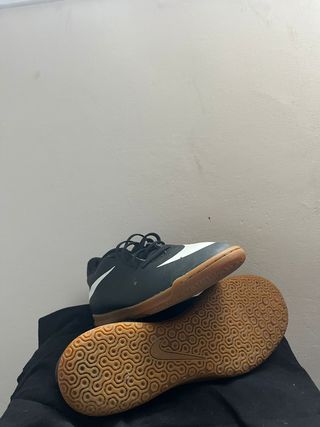 Zapatillas Nike Negras y Blancas