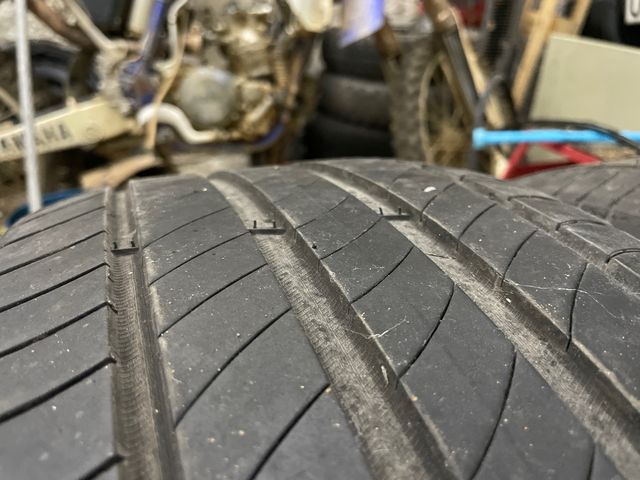 4 Neumáticos 235/50/19 Michelin primacy 4 