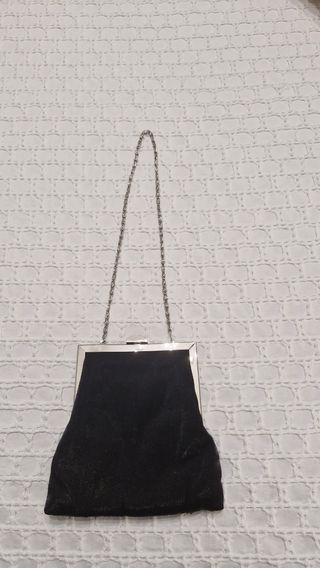 Bolso de fiesta negro con cadena