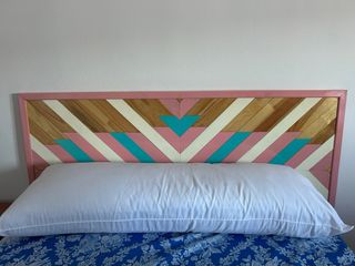 Cabecero de madera hecho a mano