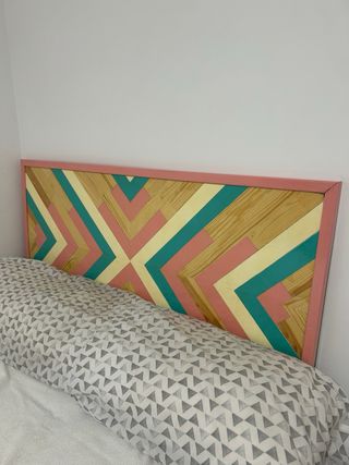 Cabecero de madera hecho a mano