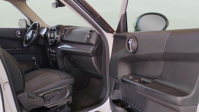 MINI MINI Countryman One D 85 kW (116 CV)