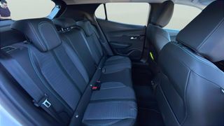 Peugeot 2008 PureTech 130 S&S Allure Pack EAT8 96 kW (130 CV)