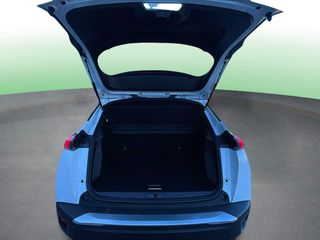 Peugeot 2008 PureTech 130 S&S Allure Pack EAT8 96 kW (130 CV)