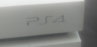 Se vende PS4 y Nintendo Wii 