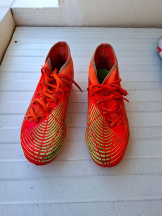 Botas de fútbol adidas predator talla 39.5