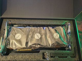 GIGABYTE Radeon RX 7900 XT Gaming OC 20G GDDR6