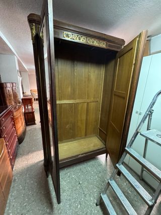 Armario 2 puertas madera y cristal