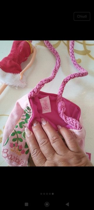 Bambola Barbie con vestito e borsetta