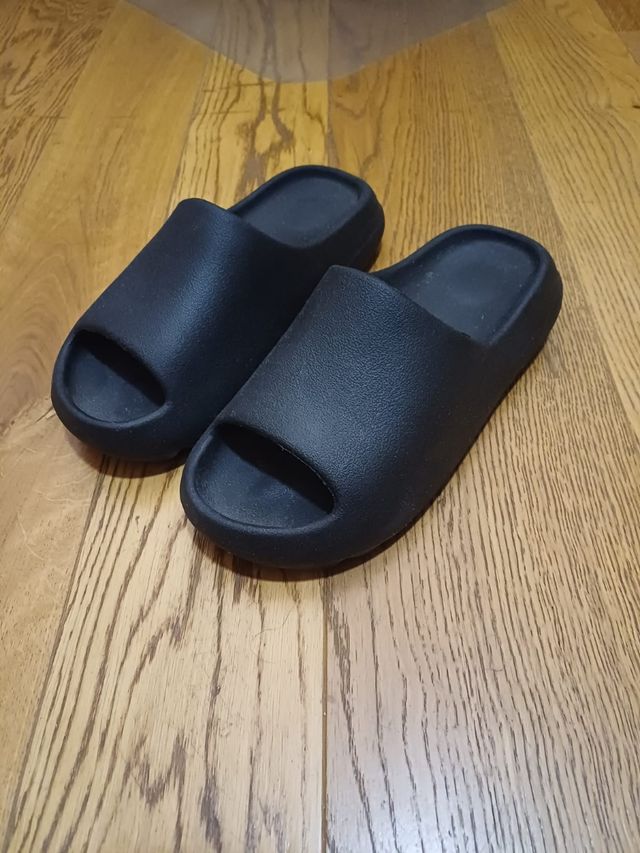 Chanclas Yeezy Slide Negras Talla 45