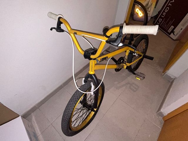 Bicicleta BMX