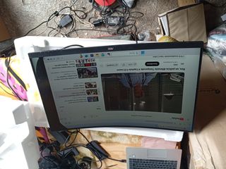 Monitor da gioco curvo AOC CQ32G4VE QHD 32
