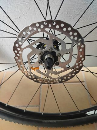 Rueda delantera completa Mavic Crossride 29