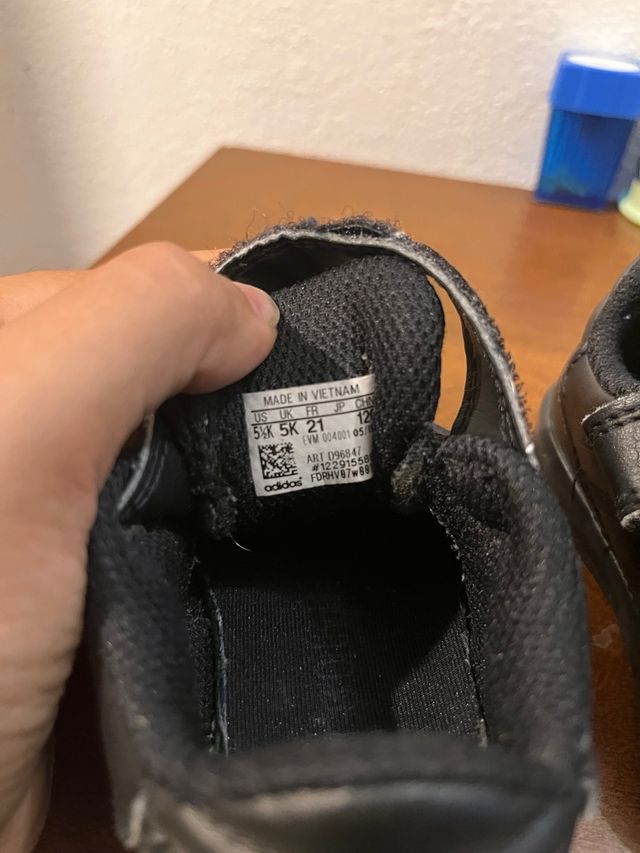 Scarpe Adidas Bambino Taglia 21