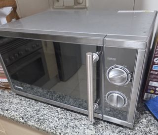 Microondas Koenig casi nuevo