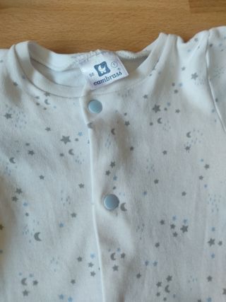 Pijama bebé estrellas y lunas
