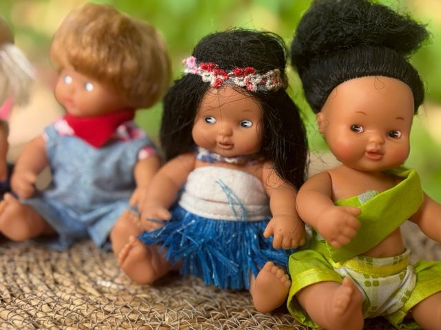 Lote Barriguitas países de  famosa