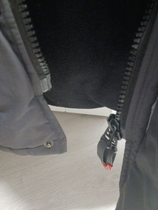 Abrigo con capucha Geographical Norway Gris