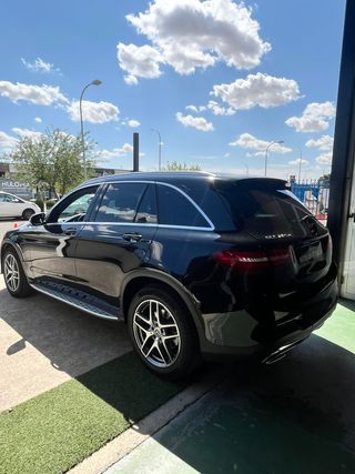 Mercedes-Benz GLC 4MATIC AMG (IMPECABLE)