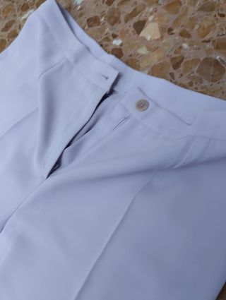 Traje chaqueta y pantalón morada o lila mujer