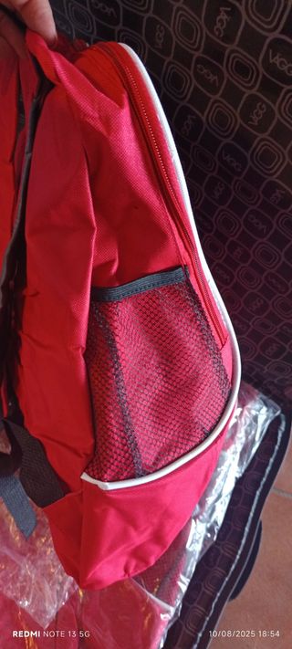 Mochila Roja
