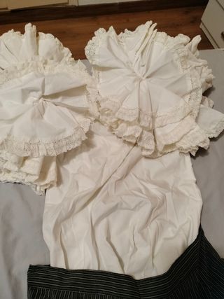 Falda y top de flamenca.