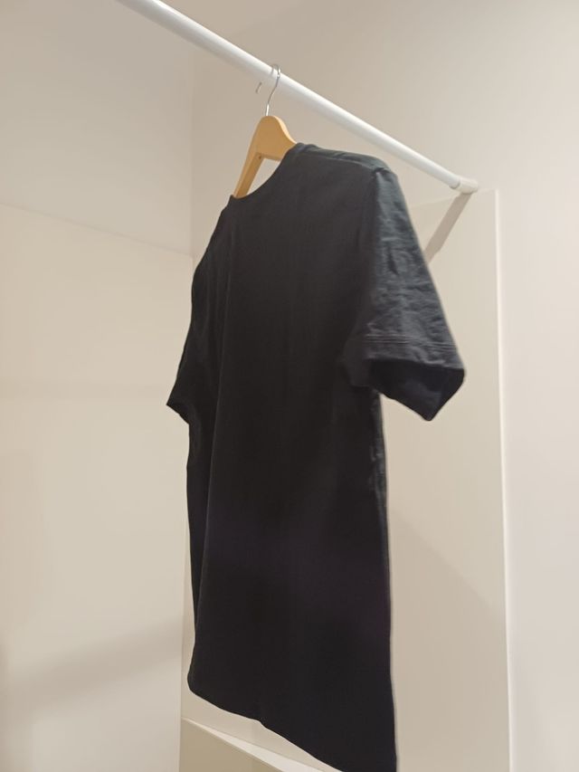 Camiseta Negra Syna World Talla S