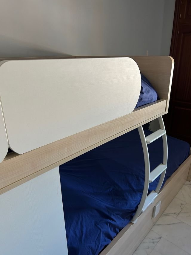 Litera tren con armario y cama inferior