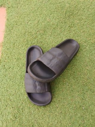 Chanclas PARECIDAS a las Adidas 