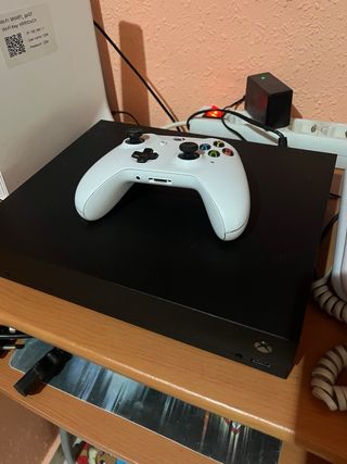 Xbox One X Negra 1 tb de memoria .. 