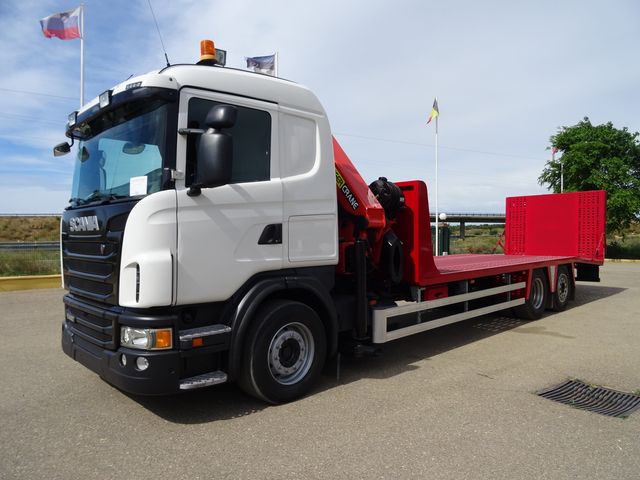 SCANIA G 400 - PORTAMAQUINAS