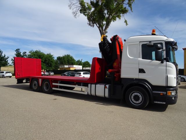 SCANIA G 400 - PORTAMAQUINAS