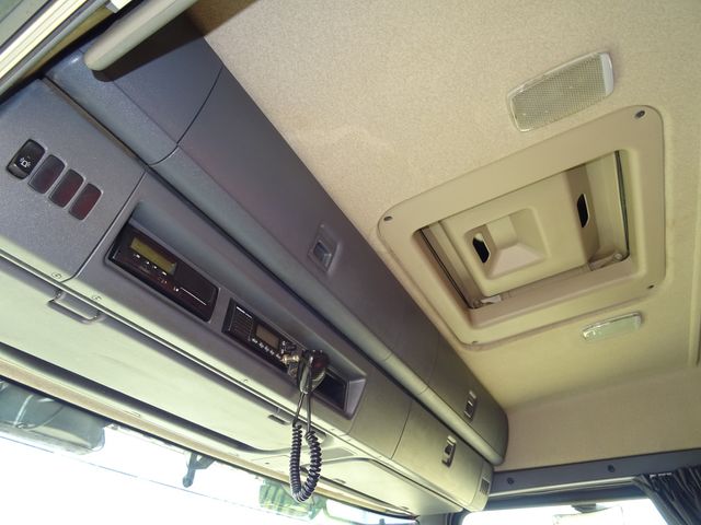 SCANIA G 400 - PORTAMAQUINAS