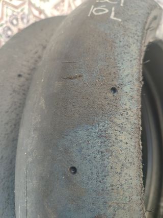 2 Neumáticos Pirelli Diablo 125/70 R17 SC1