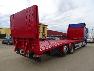 Mercedes-Benz ACTROS 25 40-PORTAMAQUINAS