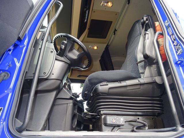 Mercedes-Benz ACTROS 25 40-PORTAMAQUINAS