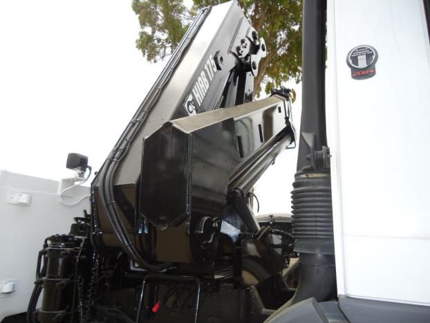 Mercedes-Benz ACTROS 25B 32 - PORTAMAQUINAS
