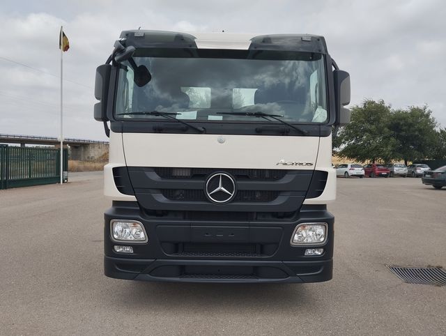 Mercedes-Benz ACTROS 25 41 - PORTAMAQUINA