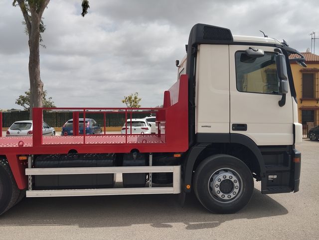 Mercedes-Benz ACTROS 25 41 - PORTAMAQUINA