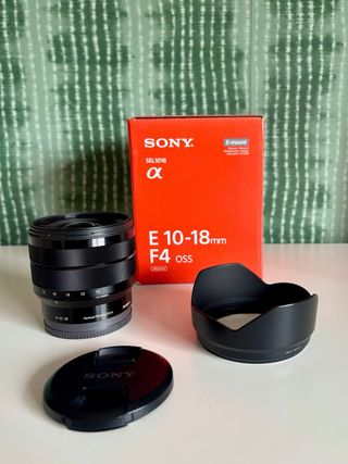 Objetiva Sony 10-18mm f/4 OSS