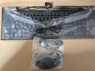 Teclado + Raton HP 125 wired. Nuevos a estrenar