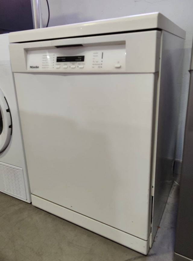 LAVAVAJILLAS MIELE