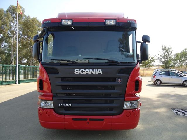 SCANIA  P 360 - LONAS-TAUTLINER
