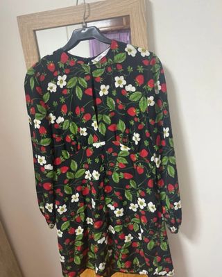 Vestido Zara Negro Estampado Fresas Talla M