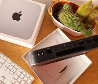 Mac Mini Apple 2018 i7 3,2 GHz 64 GB RAM SSD da 2 TB
