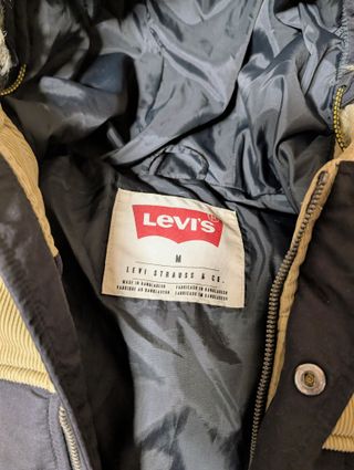 Cazadora Levi's con capucha Talla M