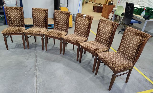 SEIS SILLAS DE COMEDOR 