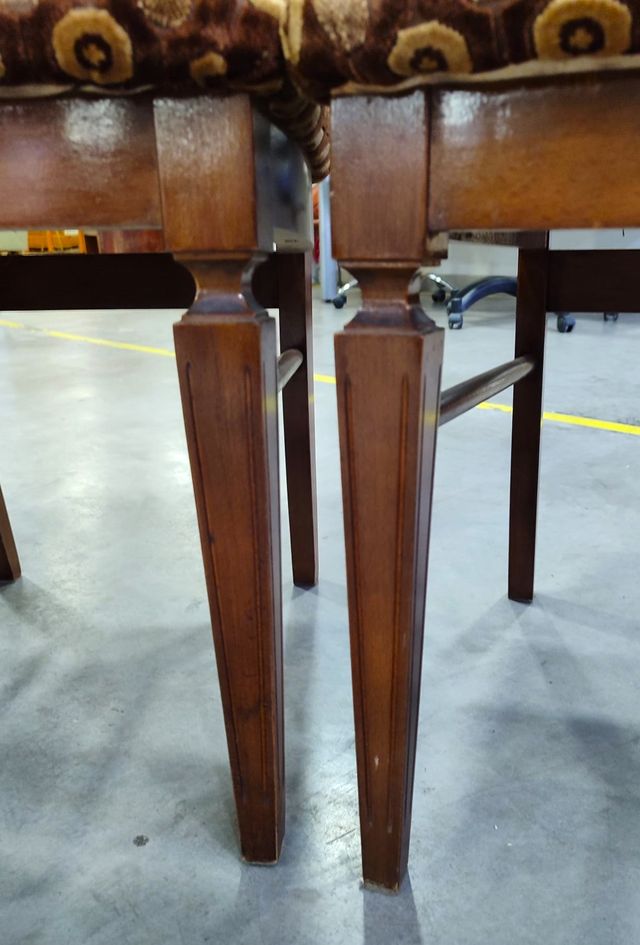 SEIS SILLAS DE COMEDOR 